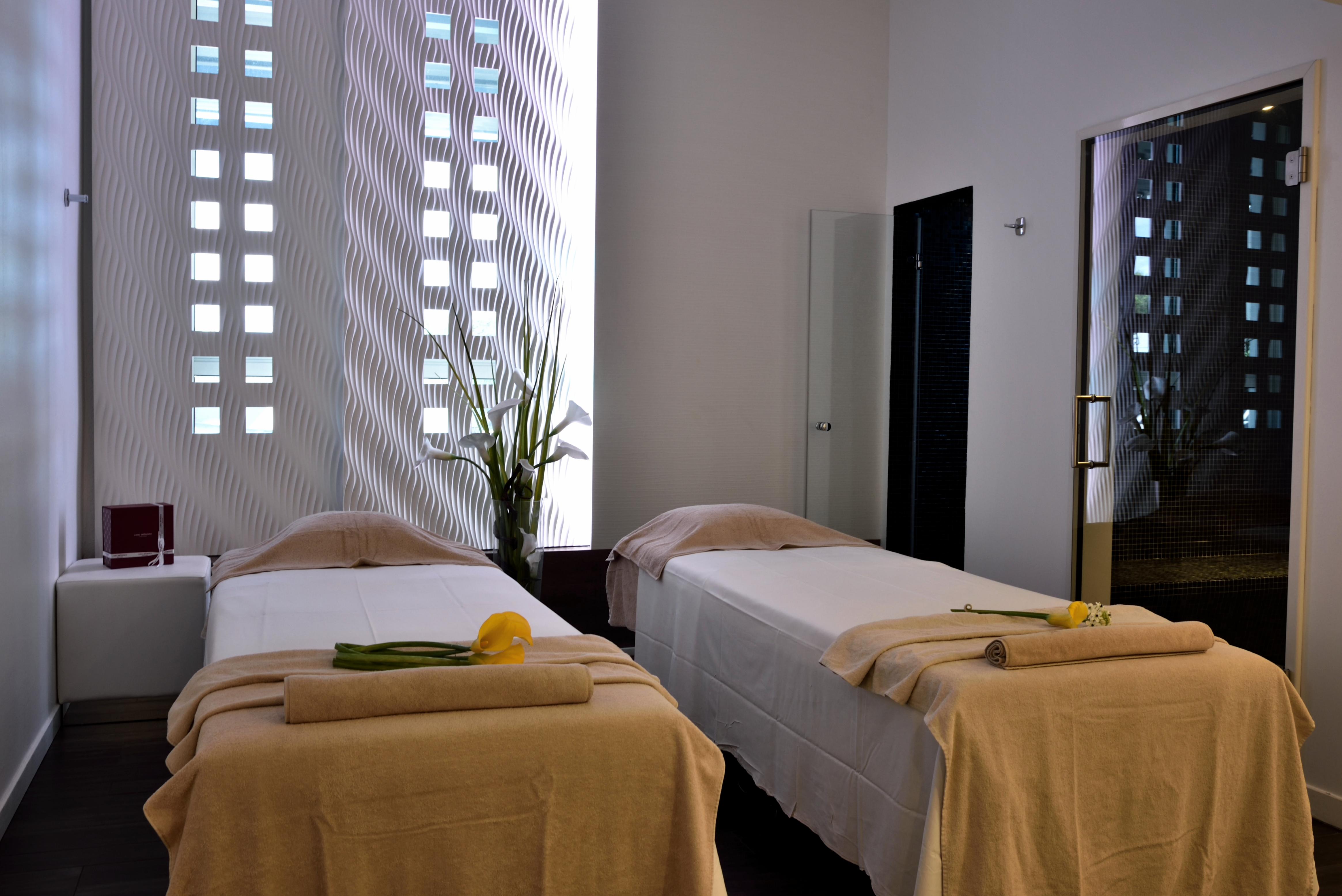 มูราโตกลู โฮเทล แอนด์ รีสอร์ต Hotel บิโอต์ ภายนอก รูปภาพ
