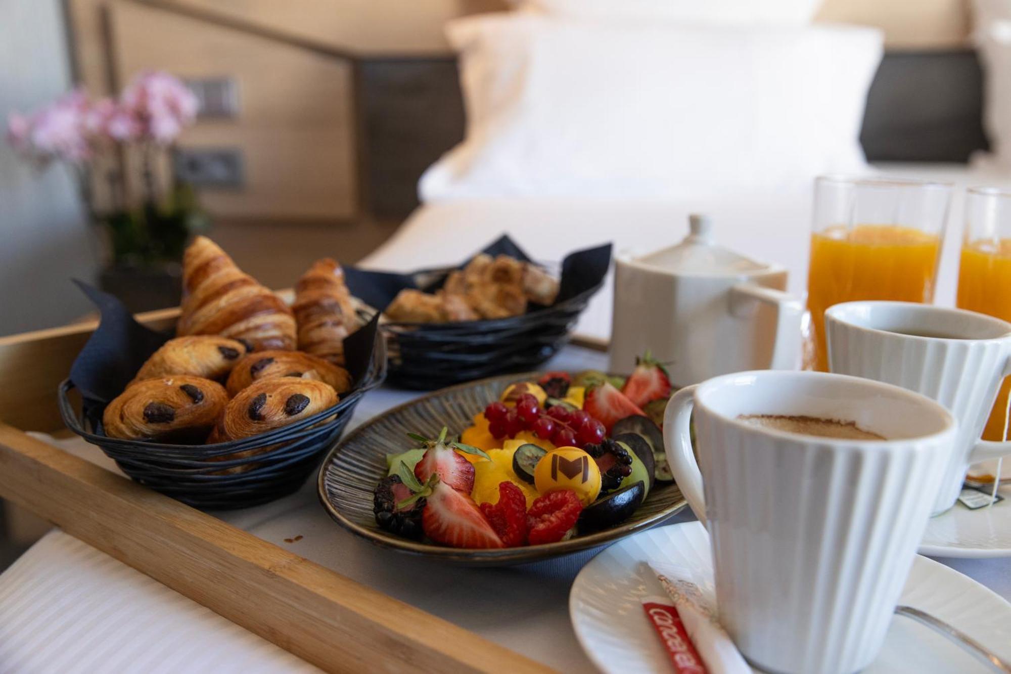 มูราโตกลู โฮเทล แอนด์ รีสอร์ต Hotel บิโอต์ ภายนอก รูปภาพ